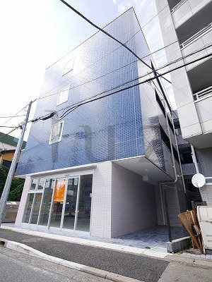 ロックスワダマチの外観