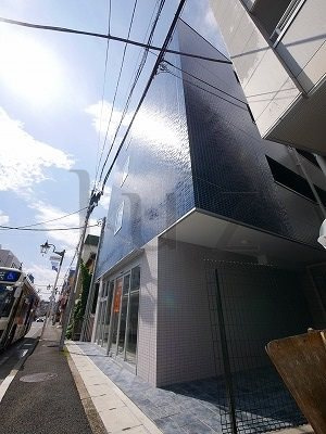 ロックスワダマチの外観