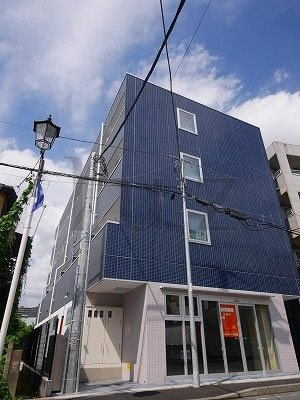 ロックスワダマチの外観