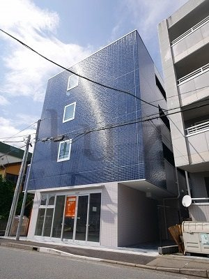 ロックスワダマチの外観