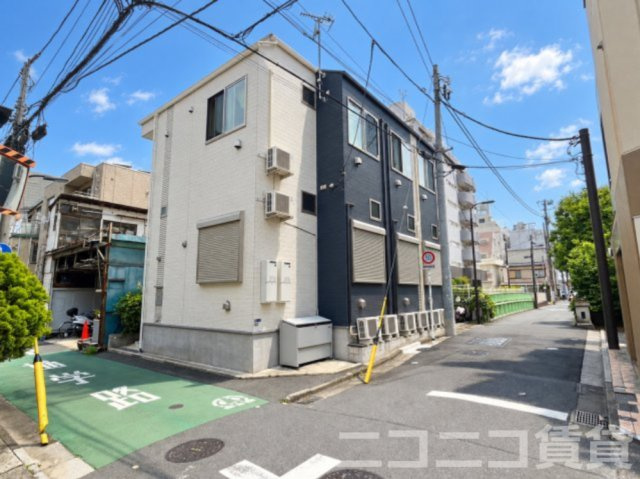 新宿区高田馬場３丁目のアパートの外観