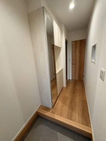 MIRASUMO東区矢田421③【仲介手数料無料】の玄関|今すぐのご案内可能です！→  0120-336-922　までお気軽にお問い合わせください。