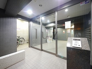 M1マンションのエントランス