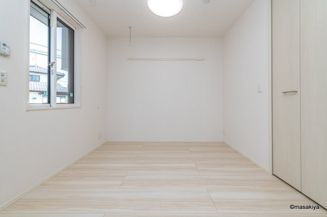 トリシアの居間・リビング|室内写真は3階のお部屋のものです。色が異なる場合があります。