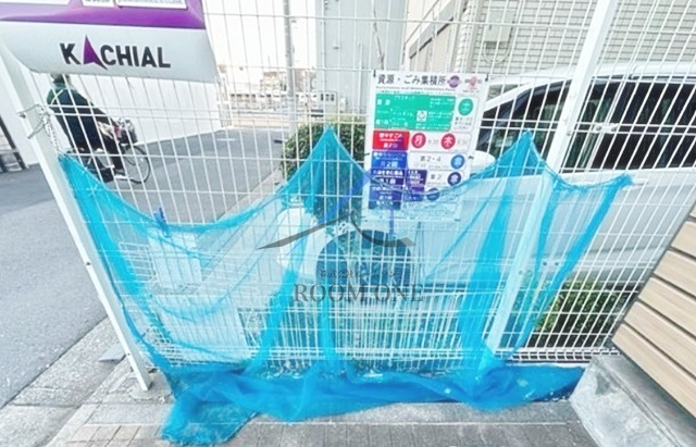 ラフィネ学芸大学のその他共用部分|敷地内ごみ置き場です。