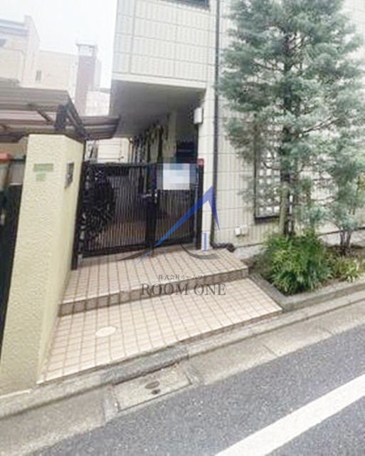 ラフォーレ田のエントランス|エントランスです。