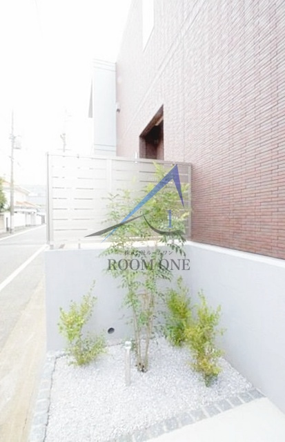 メゾン２２　ＥＡＳＴ