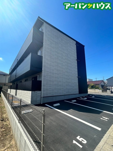 Crearlの駐車場