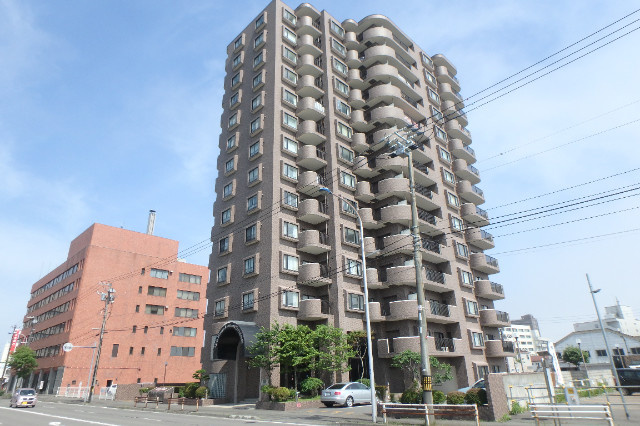 苫小牧市錦町２丁目の賃貸マンション