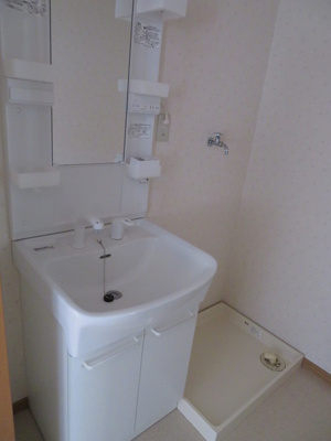 【洗面所】 | コーポ亀川中央 | 別室の写真となります