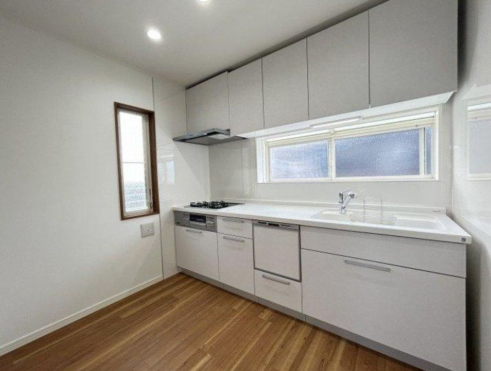 伊勢原市岡崎　中古戸建のキッチン|使いやすいキッチンです