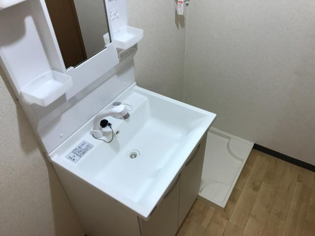 メゾン・ド・ソレイユの洗面所|洗髪洗面化粧台