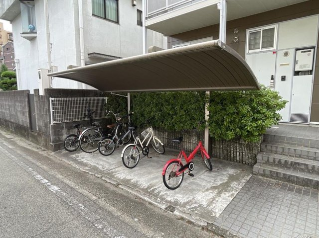 レオパレス向之芝のその他