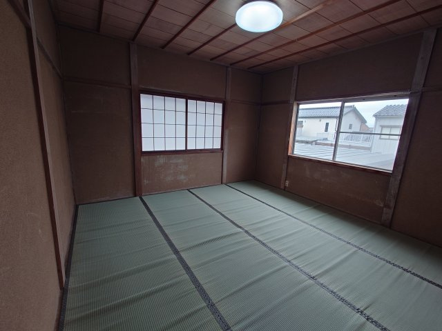 東岩瀬町貸家の和室