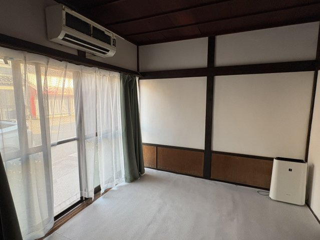 富山市四方戸建ての洋室|洋室です