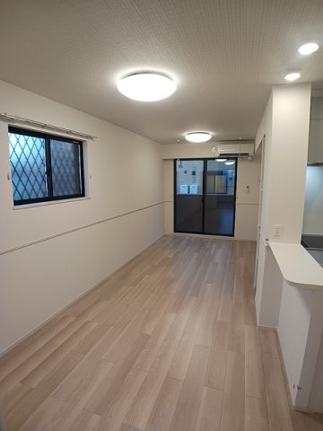 カレント　レジデンス　下増田Ⅲの居間・リビング