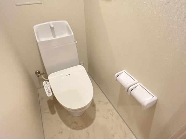 THE　BLOSSOM　新栄のトイレ|シャワー付トイレ