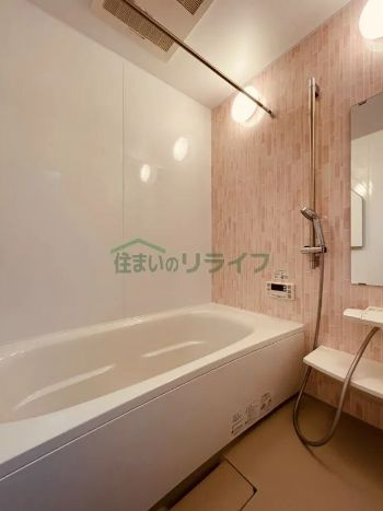 新宿区中落合戸建の浴室