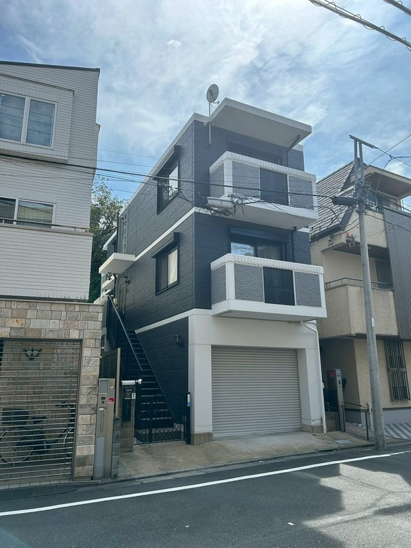 ハイルーフガレージ&ワークスペース付き戸建