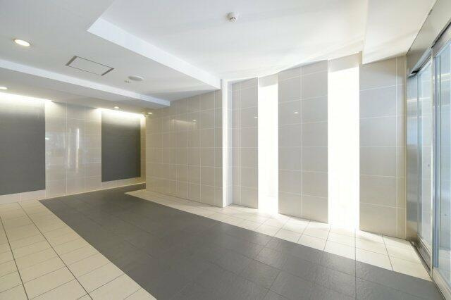 アイル銀座京橋壱番館のロビー
