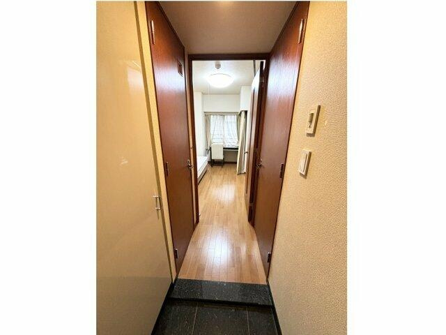 グラーサ銀座ＥＡＳＴの玄関