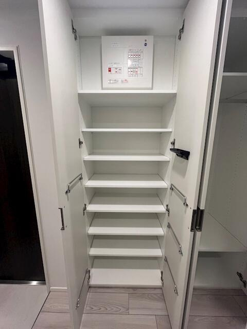 クロスレジデンス神田神保町の収納
