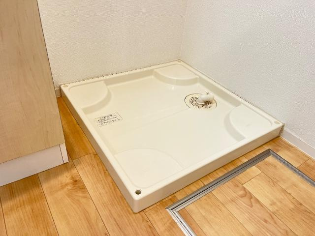 トゥルプローズのその他|洗濯機置場