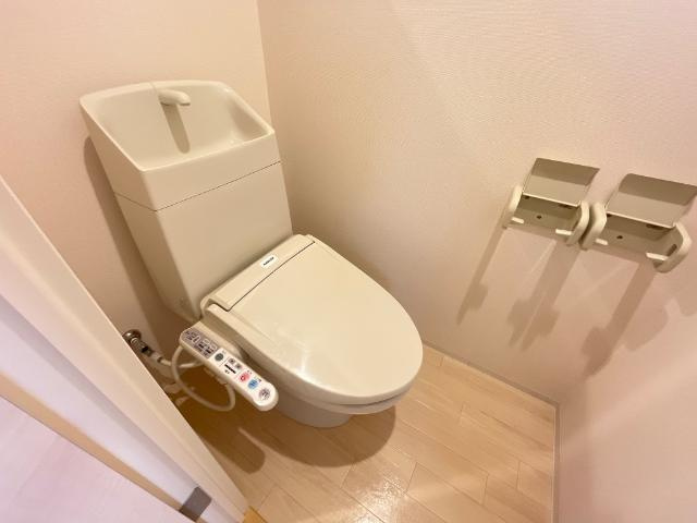 トゥルプローズのトイレ|シャワー付トイレ