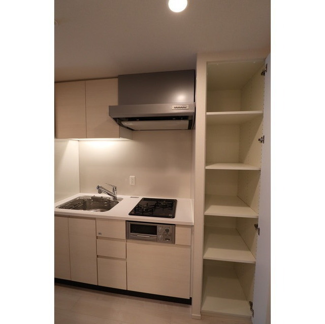 OPUS RESIDENCE SHINSAIBASHI SOUTHのキッチン