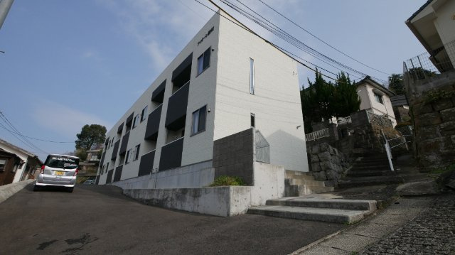 フィオーレ俵町の駐車場