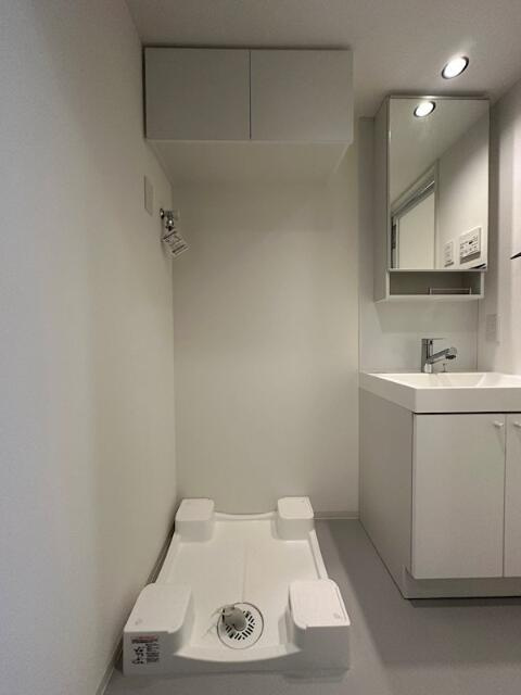 ZOOM新宿御苑前の洗面所