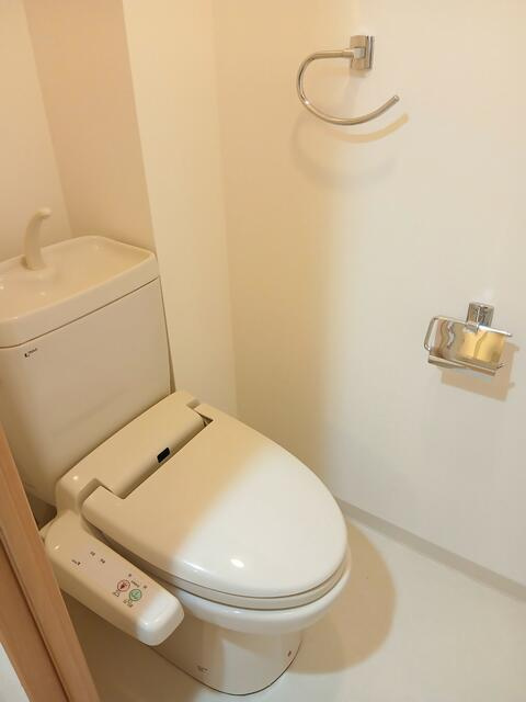 レジディア御茶ノ水　（敷無し礼０．５　禁煙）のトイレ