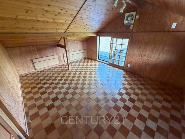 前橋市上泉町中古一戸建ての洋室|２階洋室です