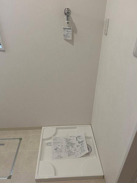 枚方市 楠葉中町　中古 一戸建ての独立洗面台