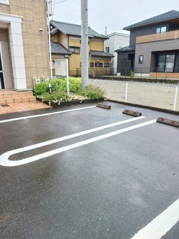 グランシエルの駐車場