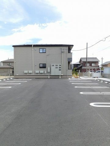 Ｇａｒｄｅｎ　Ｈｏｕｓｅ　Ｋの駐車場