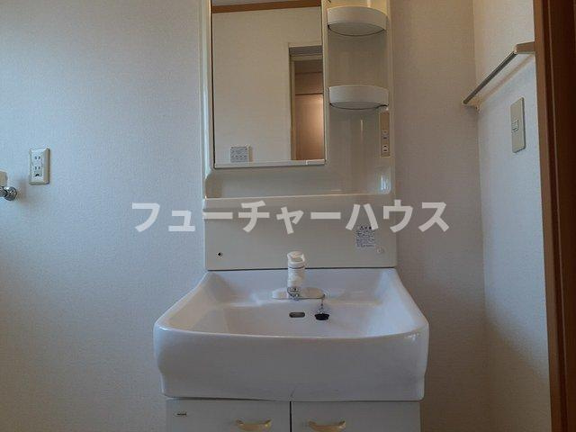 ハピネスＡの洗面所|使いやすい洗面所です