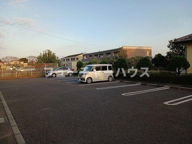 フェアリーⅡの駐車場|駐車場完備です