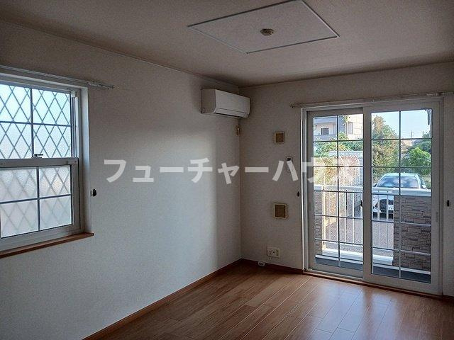 フェアリーⅡの居間・リビング|こちらの居間で趣味の時間をお楽しみください