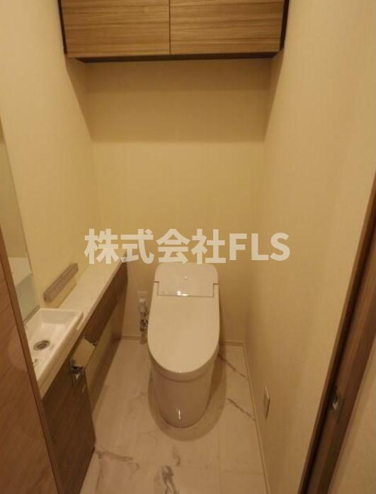 港区虎ノ門３丁目の賃貸マンションのトイレ