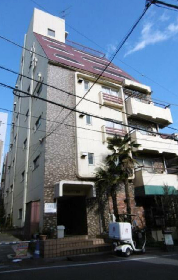 アパルトマン四谷の外観