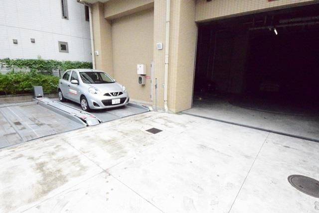 S-FORT蒔田公園の駐車場