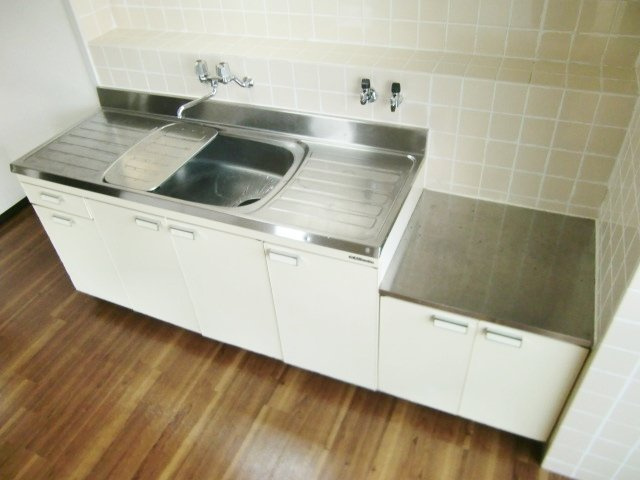 木原マンションのキッチン|※同建物の類似写真となります。