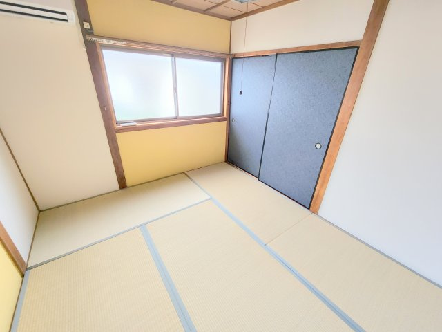 生駒市俵口町の一戸建ての内装