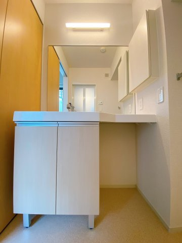 カーフ　ヒルズ　Ⅲの独立洗面台