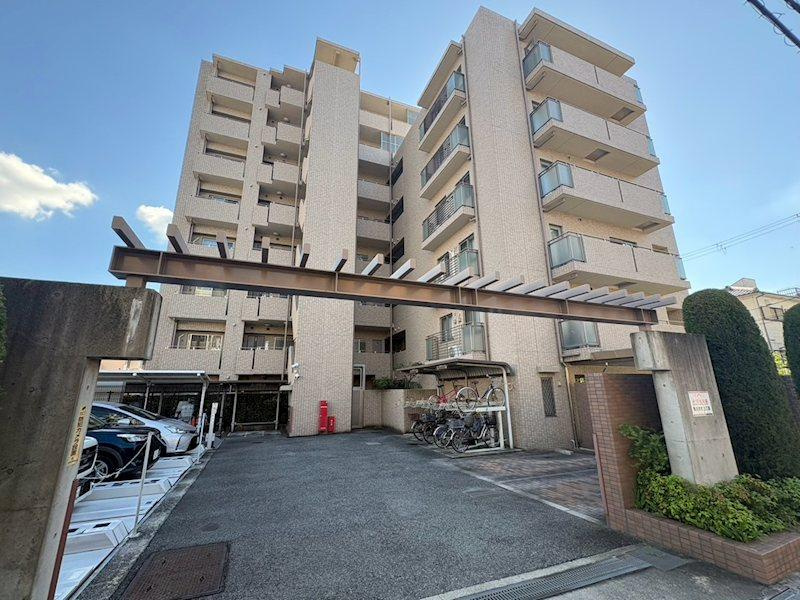 豊中ヒルズ服部西町の外観