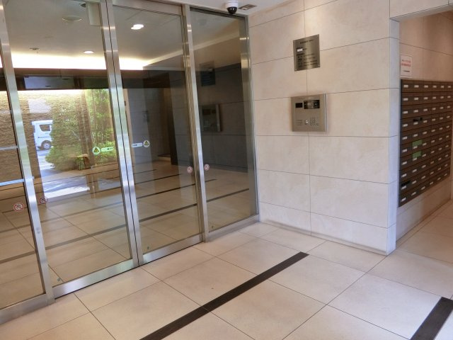 アイル東京向島参番館のエントランス|建物の内部です