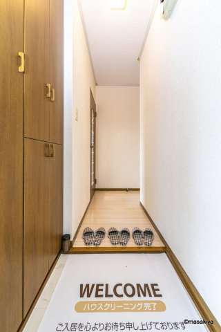 ライトコートBの玄関|玄関