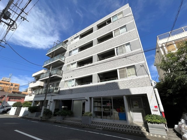 成加パラシオンの外観|きれいな外観です