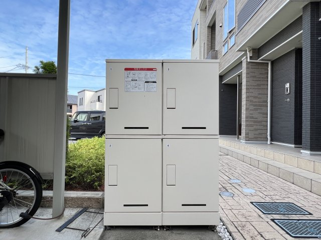 プラスワン神明　Ａのその他共用部分|宅配ボックス